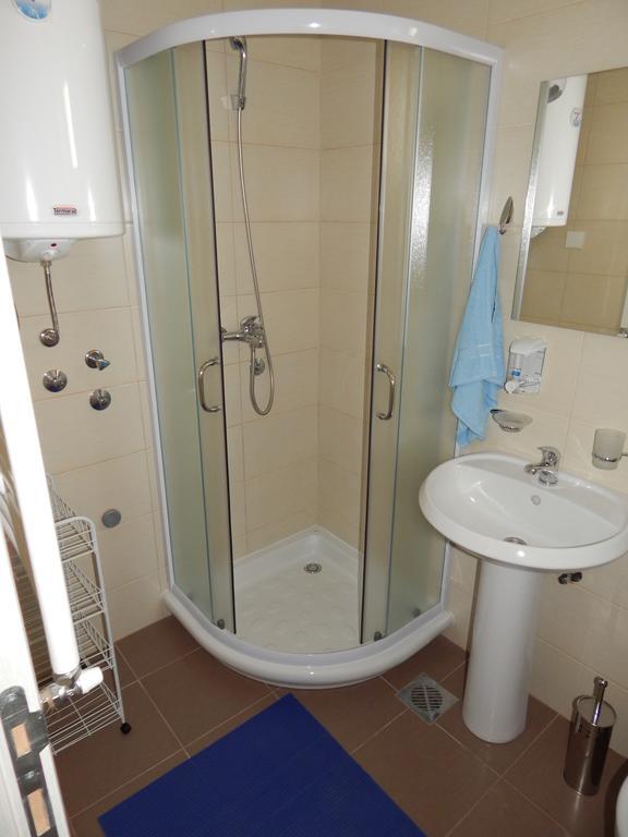 Apartments Center Kg Kragujevac Ruang foto